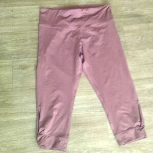CHAMPION 9 Women's sz S XXL Capri Leggings hidden pocket wicks moisture